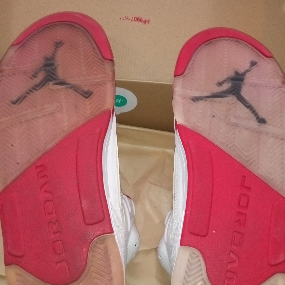 Jordans - Picture 3 of 4